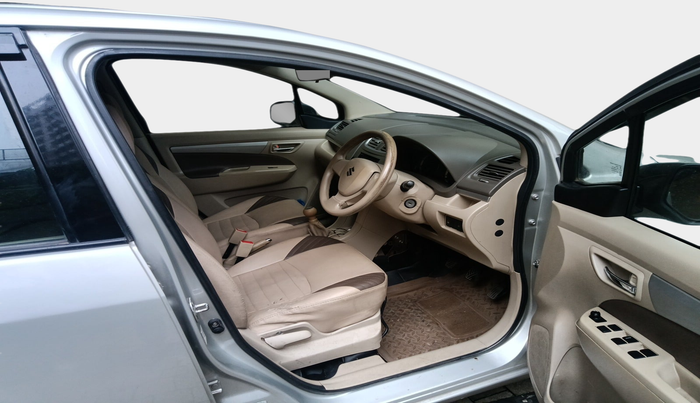 2012 Maruti Ertiga VDI, Diesel, Manual, 1,39,468 km, interior