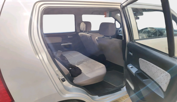 2015 Maruti Wagon R 1.0 VXI, Petrol, Manual, 33,358 km, interior