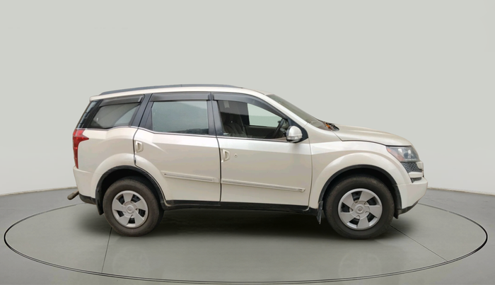 2014 Mahindra XUV500 W6, Diesel, Manual, 96,807 km, exterior