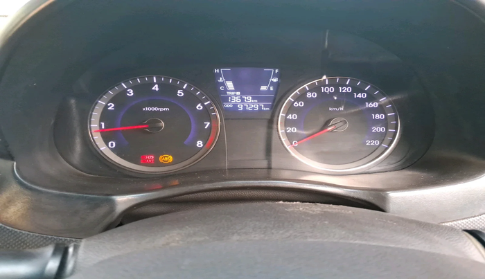 2011 Hyundai Verna FLUIDIC 1.6 VTVT EX, Petrol, Manual, 97,297 km, interior