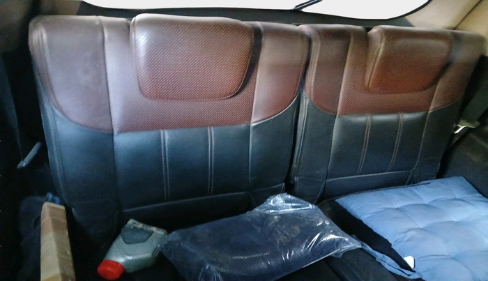 2012 Mahindra XUV500 W8, Diesel, Manual, 1,08,942 km, interior