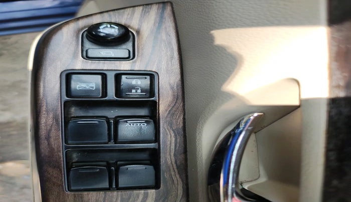 2019 Maruti Ertiga ZXI+ SHVS, Petrol, Manual, 37,332 km, interior