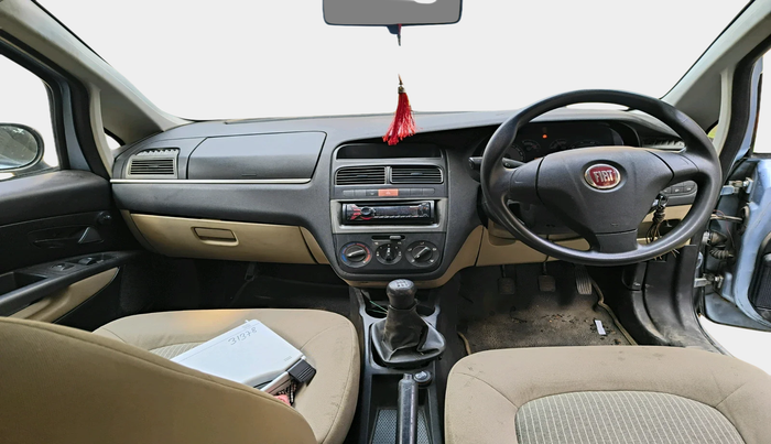 2011 Fiat Linea ACTIVE 1.4 L, Petrol, Manual, 76,177 km, interior