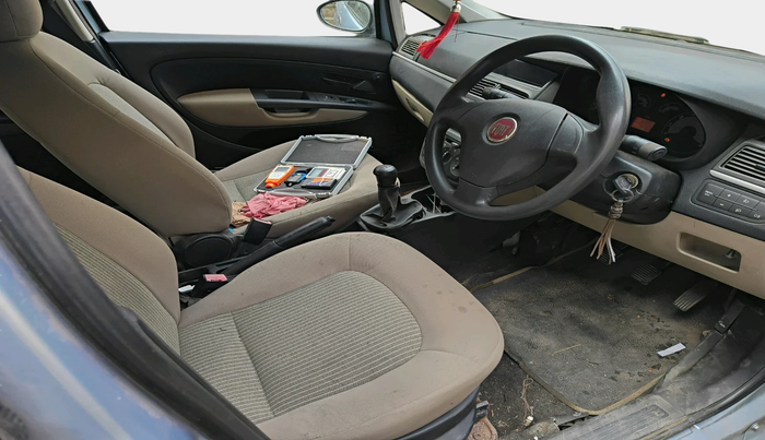 2011 Fiat Linea ACTIVE 1.4 L, Petrol, Manual, 76,177 km, interior