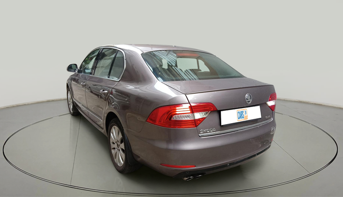 2014 Skoda Superb ELEGANCE 1.8 TSI AT, Petrol, Automatic, 1,55,660 km, exterior