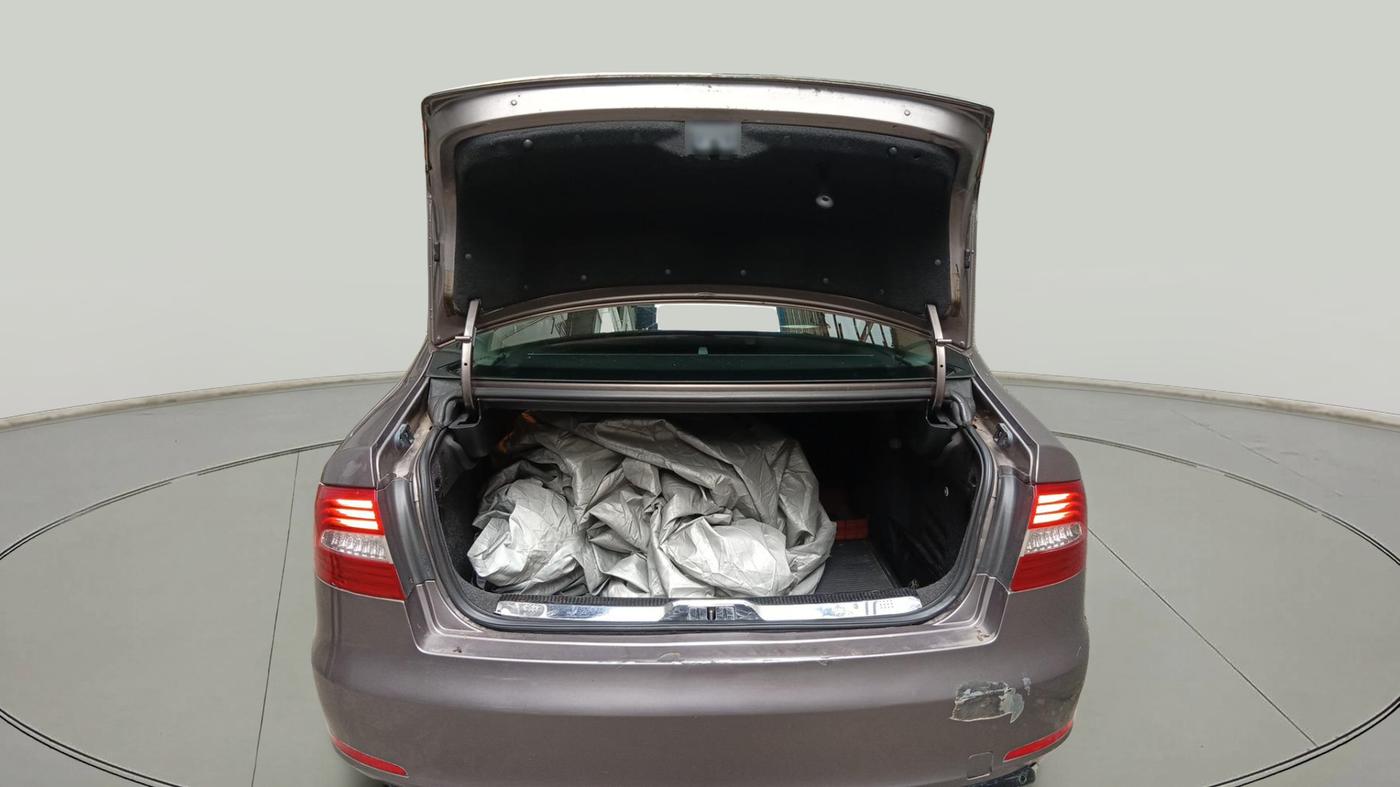 2014 Skoda Superb ELEGANCE 1.8 TSI AT, Petrol, Automatic, 1,55,660 km, exterior