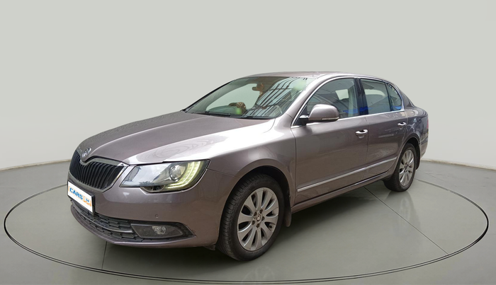2014 Skoda Superb ELEGANCE 1.8 TSI AT, Petrol, Automatic, 1,55,660 km, exterior