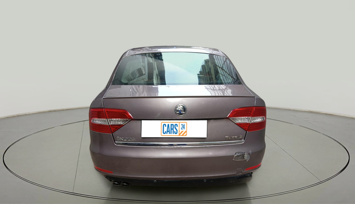 2014 Skoda Superb ELEGANCE 1.8 TSI AT, Petrol, Automatic, 1,55,660 km, exterior
