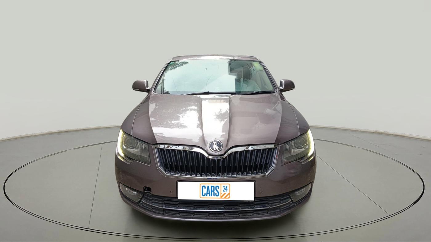 2014 Skoda Superb ELEGANCE 1.8 TSI AT, Petrol, Automatic, 1,55,660 km, exterior