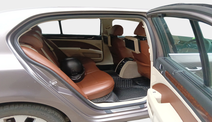 2014 Skoda Superb ELEGANCE 1.8 TSI AT, Petrol, Automatic, 1,55,660 km, interior