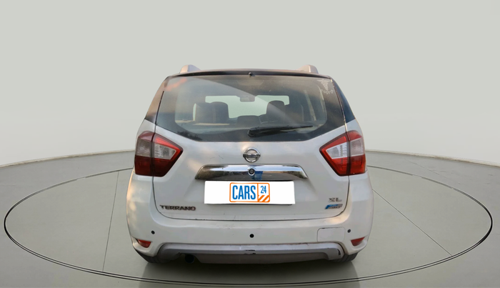 2014 Nissan Terrano XV D THP PREMIUM 110 PS, Diesel, Manual, 1,63,950 km, exterior