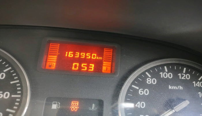 2014 Nissan Terrano XV D THP PREMIUM 110 PS, Diesel, Manual, 1,63,950 km, interior