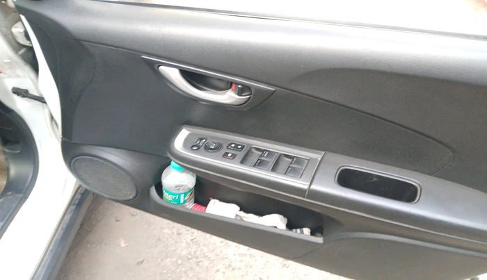 2017 Honda BR-V 1.5L I-VTEC V, Petrol, Manual, 78,364 km, interior