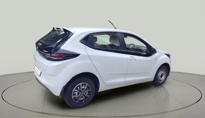 2021 Tata ALTROZ XE PETROL, Petrol, Manual, 30,809 km, exterior
