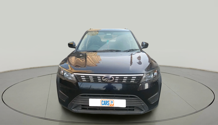 2022 Mahindra XUV300 W6 1.2 PETROL, Petrol, Manual, 26,433 km, exterior