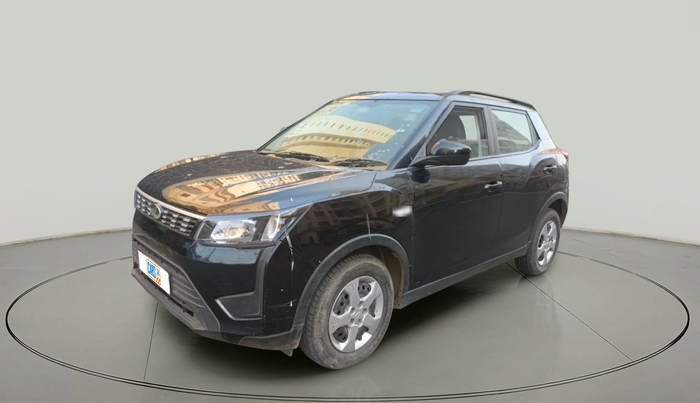 2022 Mahindra XUV300 W6 1.2 PETROL, Petrol, Manual, 26,433 km, exterior