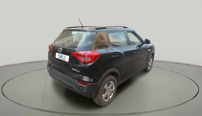 2022 Mahindra XUV300 W6 1.2 PETROL, Petrol, Manual, 26,433 km, exterior
