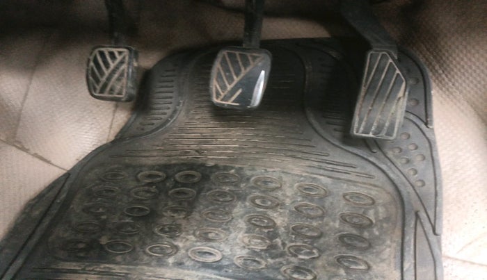 2014 Maruti Ertiga VXI CNG, Petrol, Manual, 1,41,325 km, interior