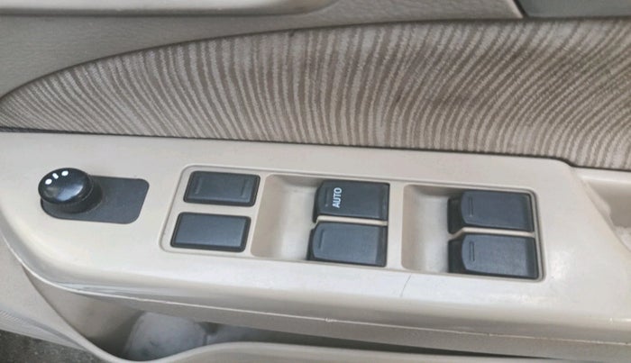 2014 Maruti Ertiga VXI CNG, Petrol, Manual, 1,41,325 km, interior