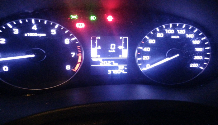 2016 Hyundai Creta SX PLUS 1.6 PETROL, Petrol, Manual, 37,804 km, interior