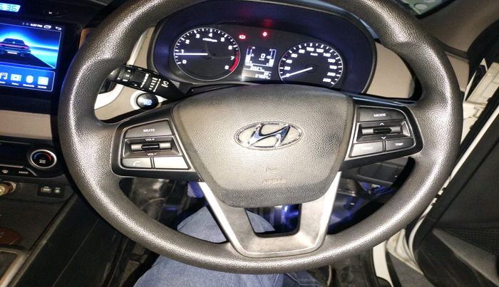 2016 Hyundai Creta SX PLUS 1.6 PETROL, Petrol, Manual, 37,804 km, interior