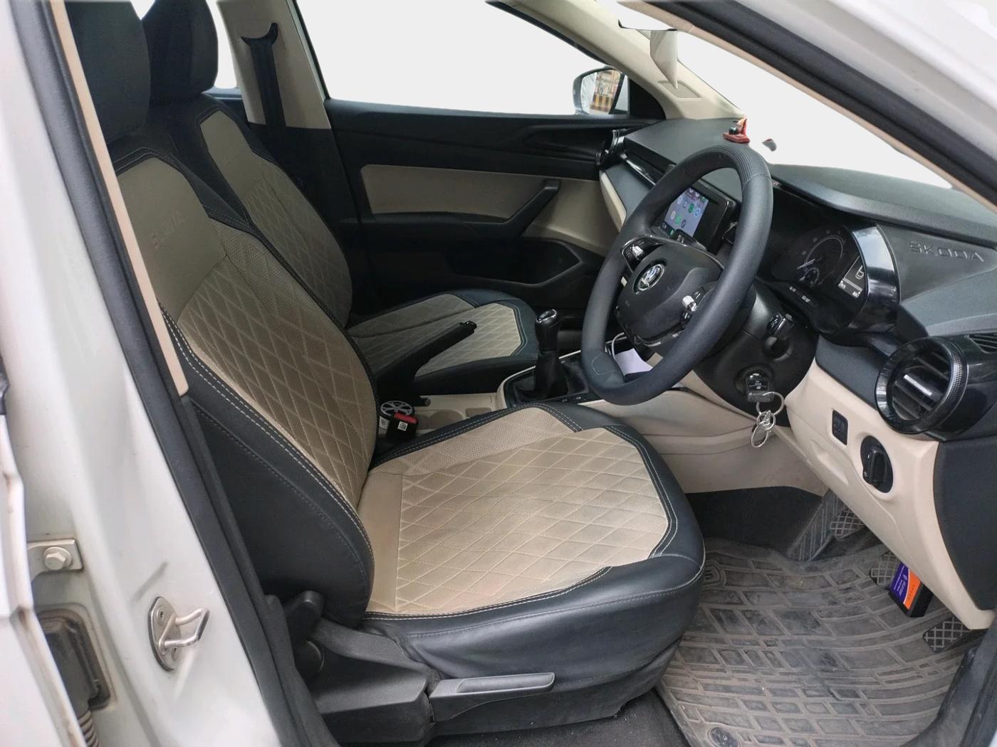 2023 Skoda SLAVIA ACTIVE 1.0L TSI MT, Petrol, Manual, 27,915 km, interior