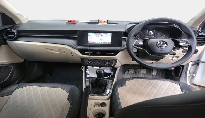 2023 Skoda SLAVIA ACTIVE 1.0L TSI MT, Petrol, Manual, 27,915 km, interior