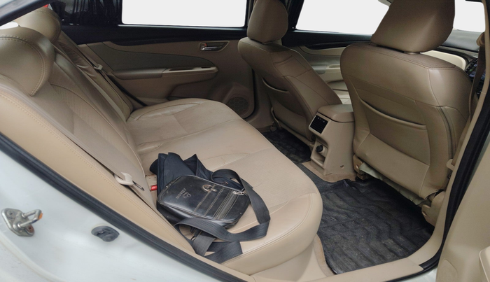 2015 Maruti Ciaz ZXI, Petrol, Manual, 76,780 km, interior