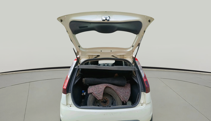 2011 Ford Figo ZXI 1.2 PETROL, Petrol, Manual, 50,003 km, exterior