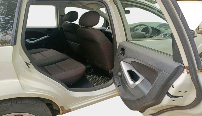 2011 Ford Figo ZXI 1.2 PETROL, Petrol, Manual, 50,003 km, interior