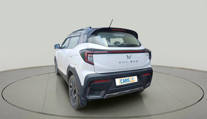 2024 Mahindra XUV 3XO AX7L 1.2 Petrol AT, Petrol, Automatic, 4,166 km, exterior