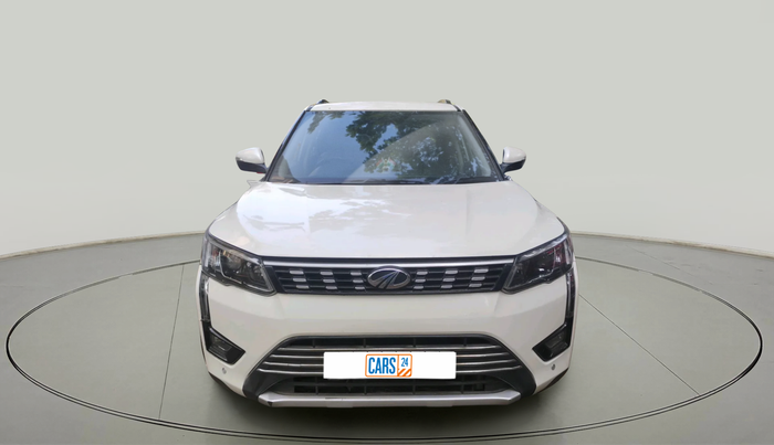 2019 Mahindra XUV300 W8 1.5 DIESEL AMT, Diesel, Automatic, 72,918 km, exterior