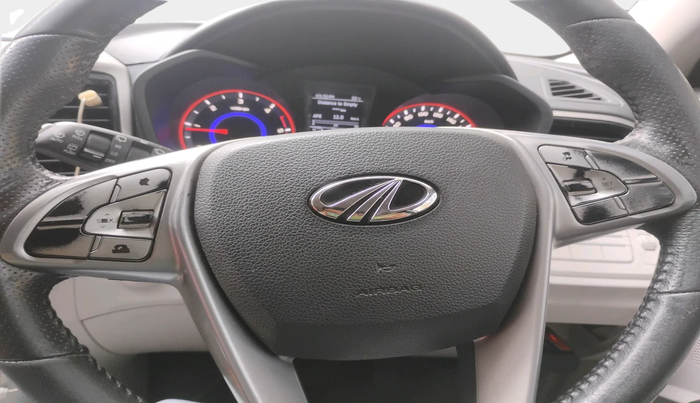 2019 Mahindra XUV300 W8 1.5 DIESEL AMT, Diesel, Automatic, 72,918 km, interior