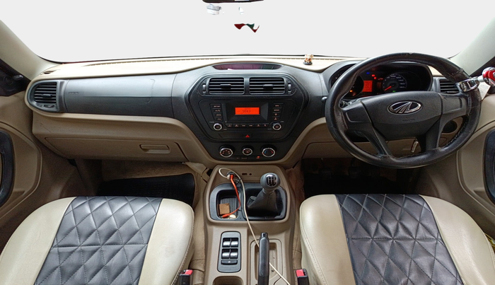 2017 Mahindra TUV300 T6 PLUS, Diesel, Manual, 1,13,395 km, interior