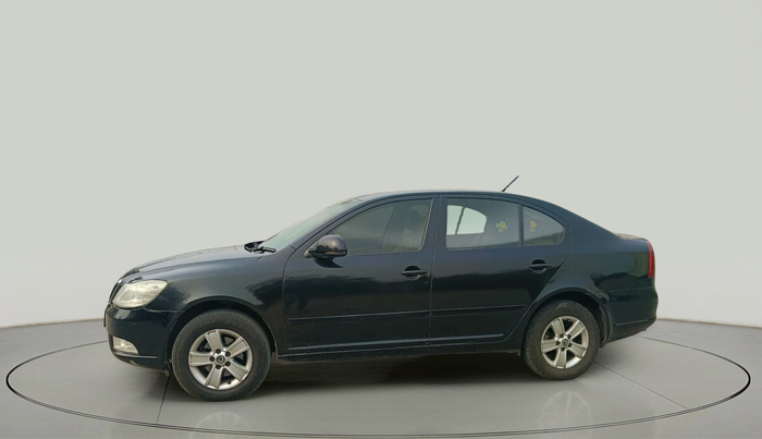 2012 Skoda Laura AMBITION 2.0 TDI CR MT, Diesel, Manual, 94,729 km, exterior