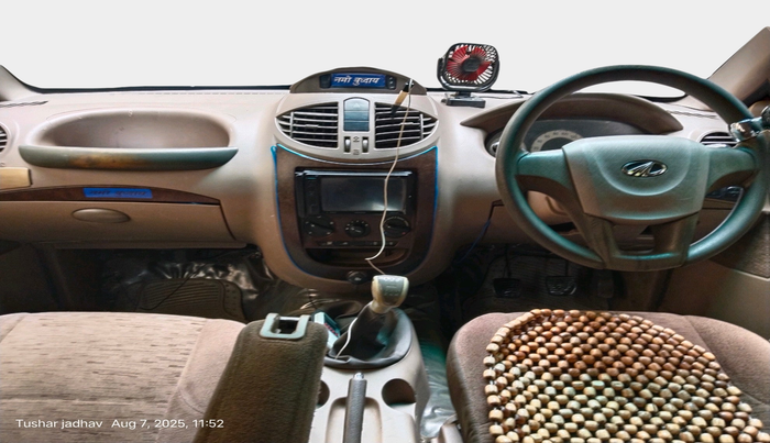 2010 Mahindra Xylo E8 BS-III, Diesel, Manual, 1,35,998 km, interior