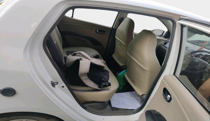 2015 Hyundai i10 SPORTZ 1.1 LPG, Petrol, Manual, 27,415 km, interior