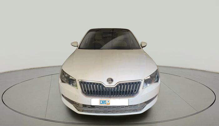 2016 Skoda Superb STYLE 2.0 TDI AT, Diesel, Automatic, 92,305 km, exterior