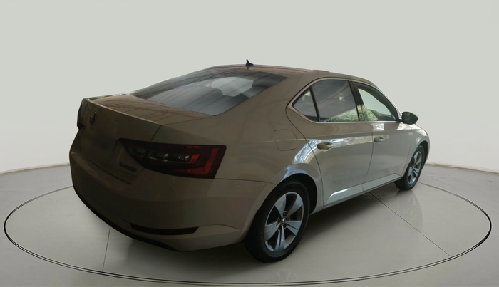 2016 Skoda Superb STYLE 2.0 TDI AT, Diesel, Automatic, 92,305 km, exterior