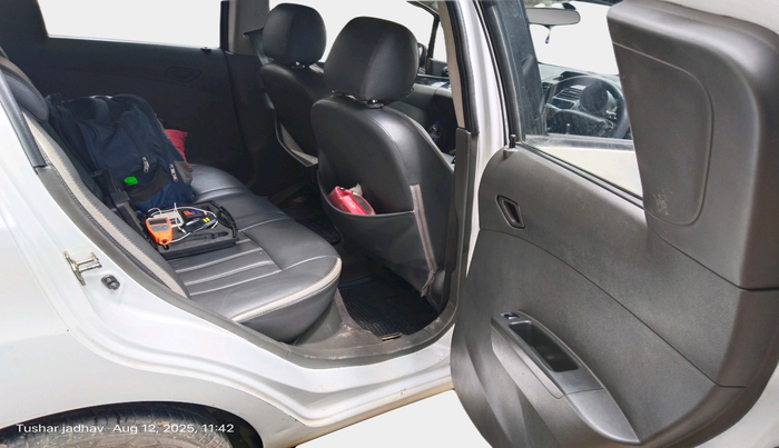 2011 Chevrolet Beat LT PETROL, Petrol, Manual, 3 km, interior