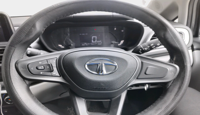 2023 Tata ALTROZ XM PLUS CNG, Petrol, Manual, 26,419 km, interior