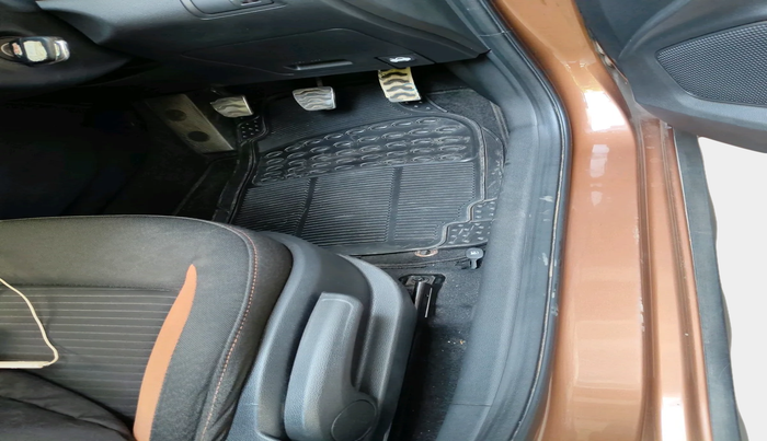 2015 Hyundai i20 Active 1.2 S, Petrol, Manual, 26,366 km, interior