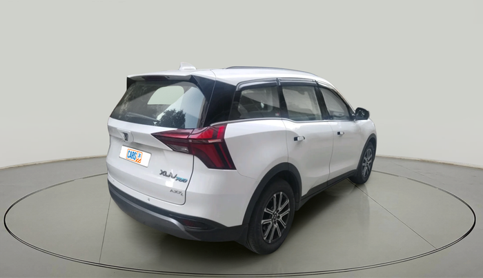 2023 Mahindra XUV700 AX 7 LUXURY D AT 7 STR, Diesel, Automatic, 61,214 km, exterior
