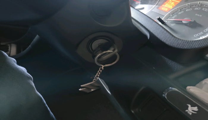 2012 Maruti Swift VXI, Petrol, Manual, 85,605 km, interior