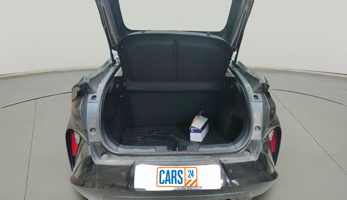 2025 Tata Curvv Pure Plus 1.2 Petrol 7DCA, Petrol, Automatic, 6,415 km, exterior