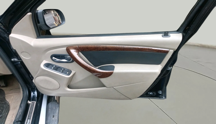 2014 Nissan Terrano XL D PLUS, Diesel, Manual, 56,485 km, interior