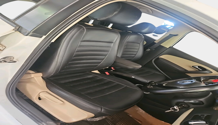 2016 Volkswagen Ameo HIGHLINE1.2L, Petrol, Manual, 53,269 km, interior