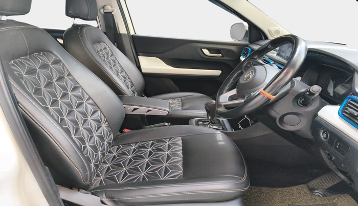 2022 Tata PUNCH CREATIVE  AMT, Petrol, Automatic, 17,098 km, interior