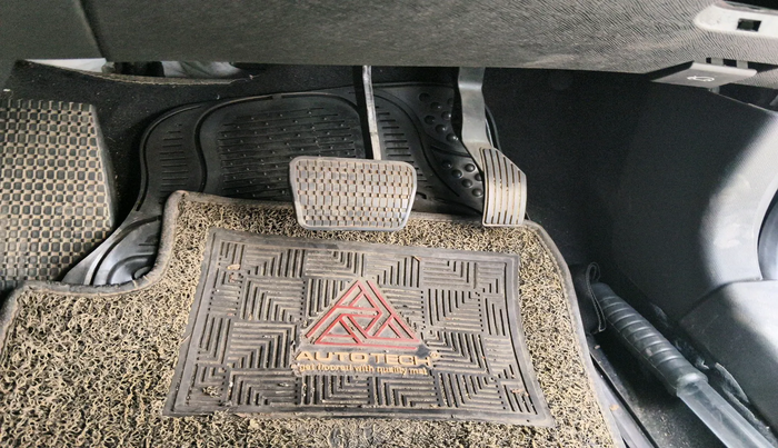 2022 Tata PUNCH CREATIVE  AMT, Petrol, Automatic, 17,098 km, interior