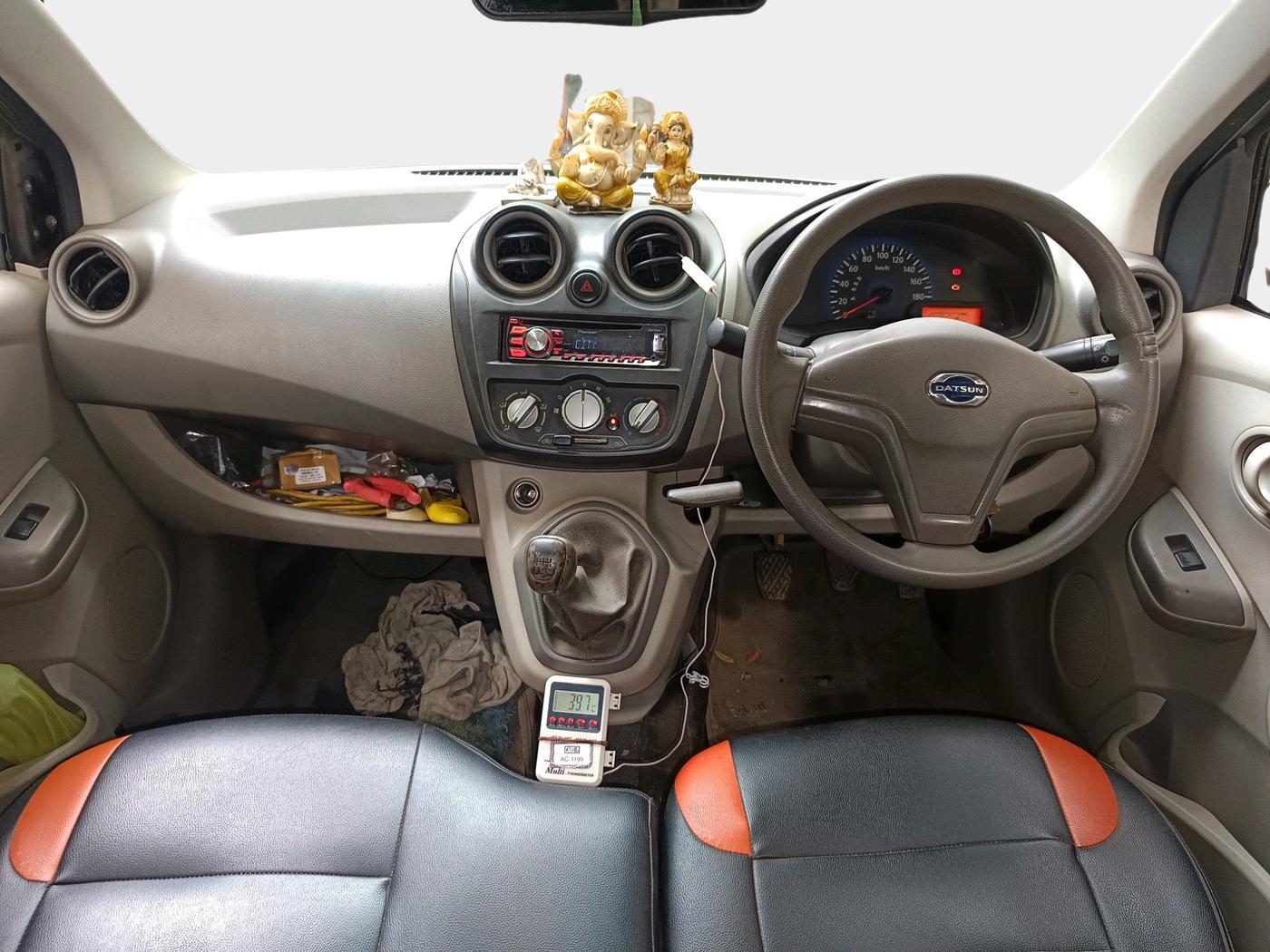 2015 Datsun Go T, Petrol, Manual, 32,284 km, interior